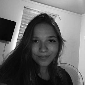 Meet your Posher, Laurie